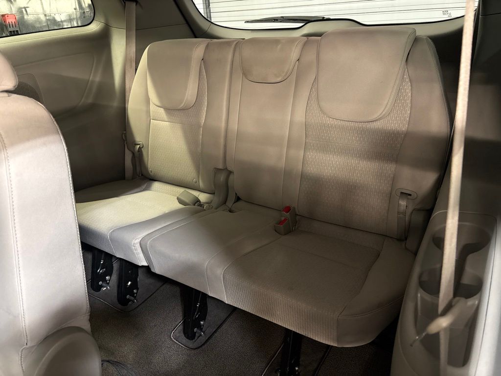 Thumbnail: 2018 Kia Sedona - 32