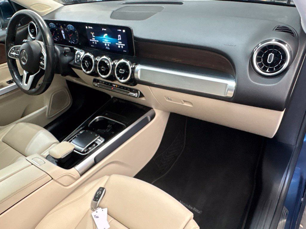 Thumbnail: 2020 Mercedes-Benz GLB - 52
