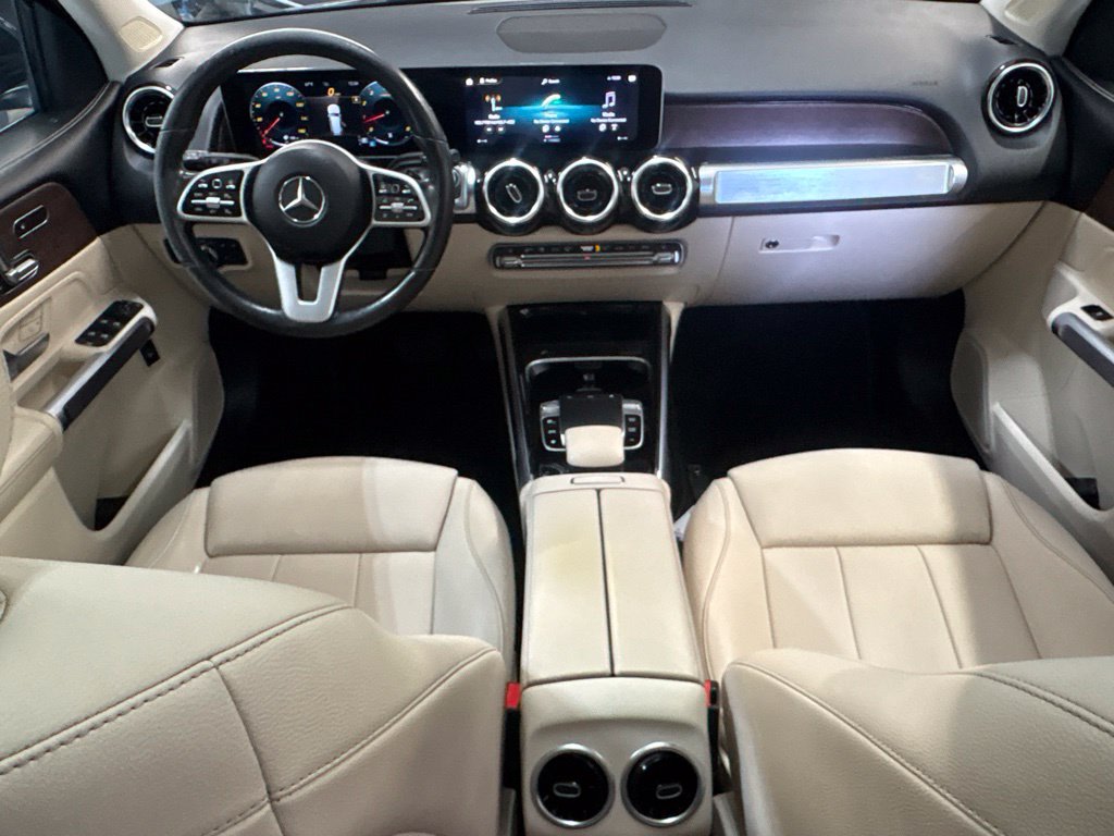 Thumbnail: 2020 Mercedes-Benz GLB - 12