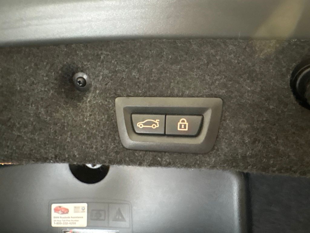 Thumbnail: 2013 BMW 5 Series - 42