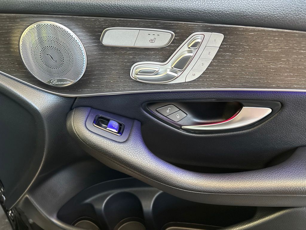Thumbnail: 2020 Mercedes-Benz GLC - 45