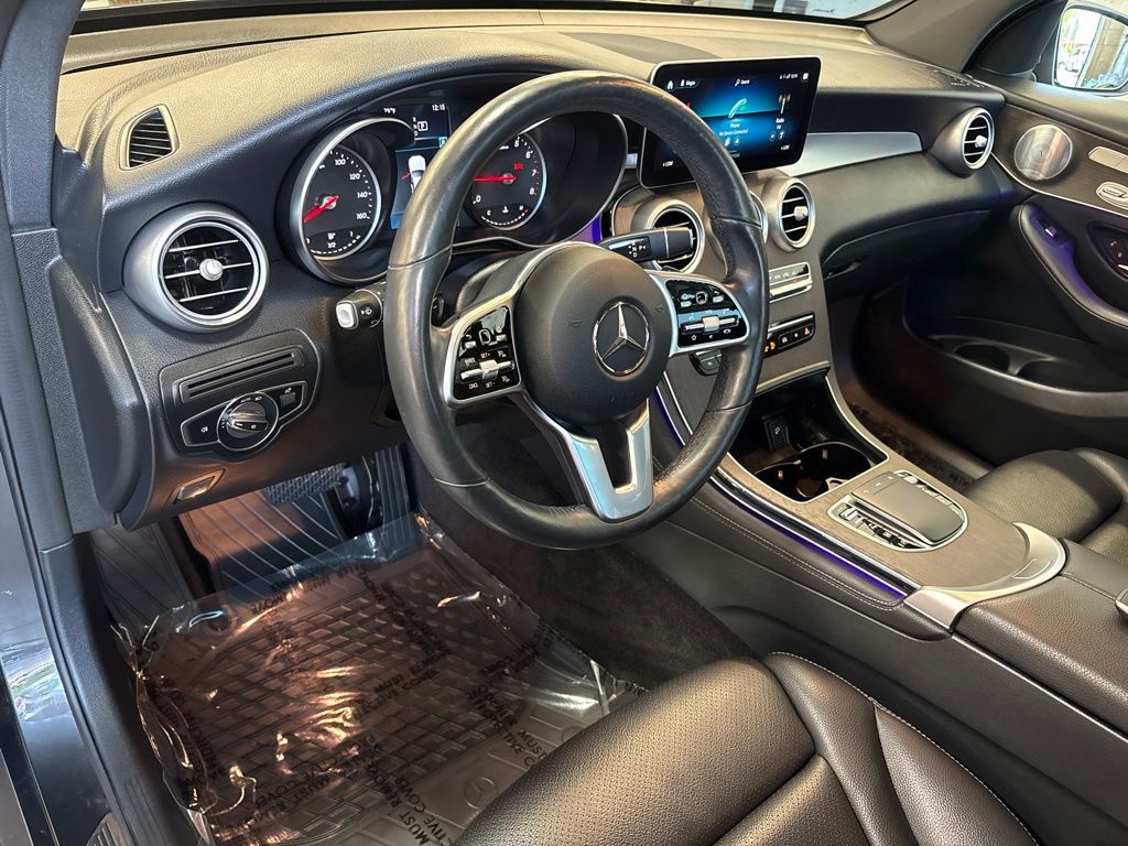 Thumbnail: 2020 Mercedes-Benz GLC - 2