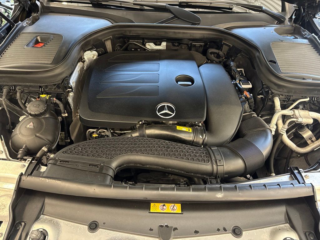 Thumbnail: 2020 Mercedes-Benz GLC - 7