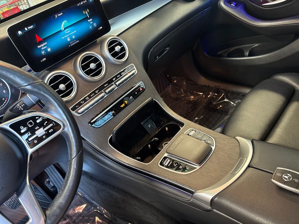 Thumbnail: 2020 Mercedes-Benz GLC - 15