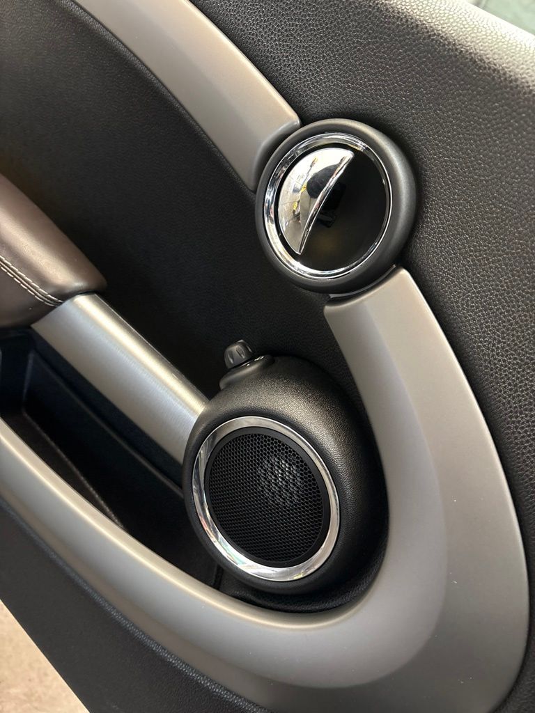 Thumbnail: 2015 MINI Cooper - 22