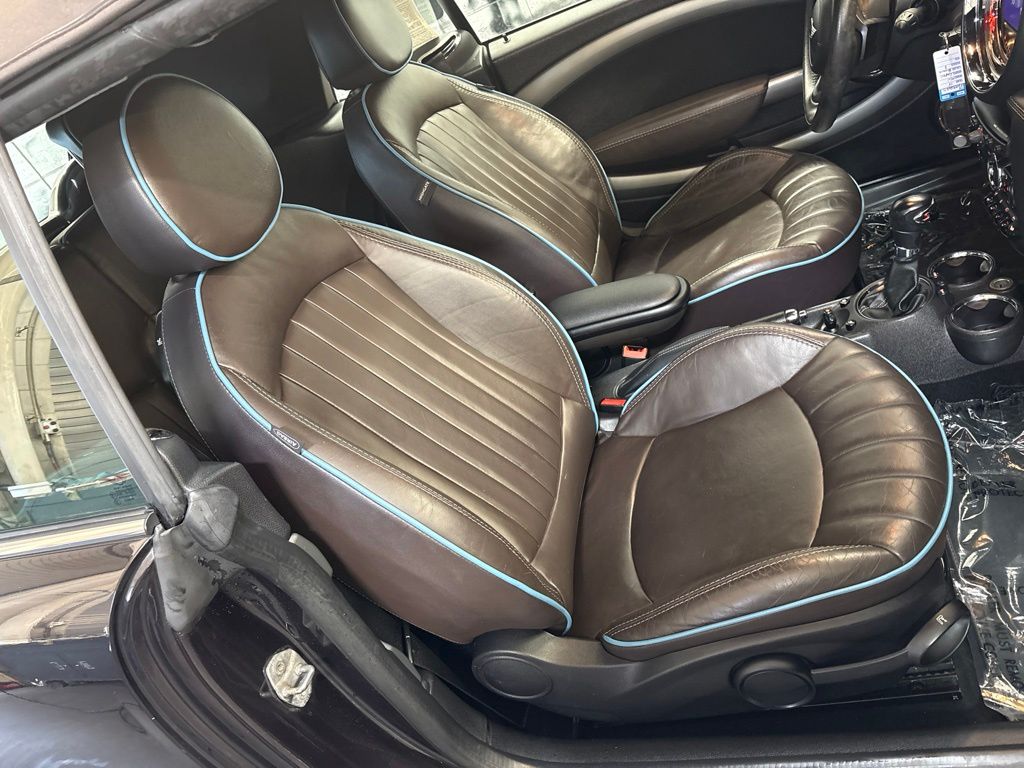 Thumbnail: 2015 MINI Cooper - 9