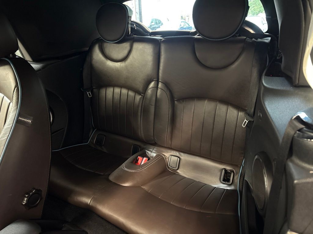 Thumbnail: 2015 MINI Cooper - 28