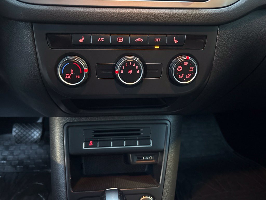 Thumbnail: 2016 Volkswagen Tiguan - 27