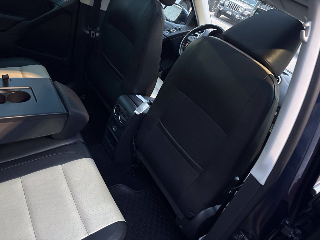 Thumbnail: 2016 Volkswagen Tiguan - 40