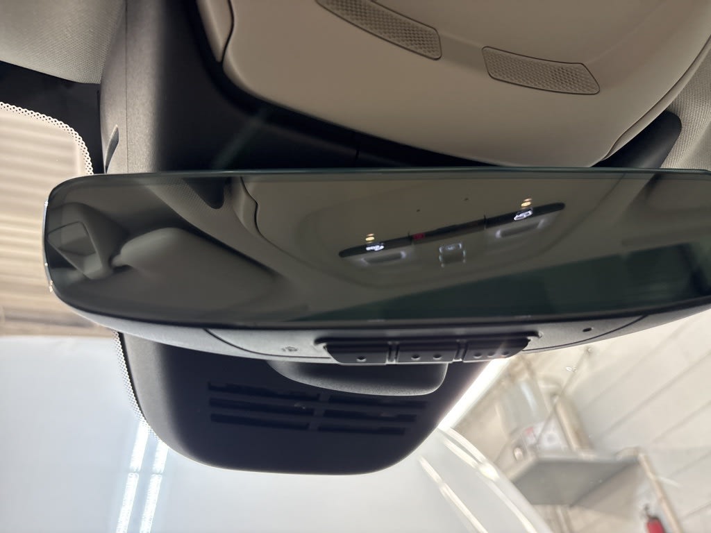 Thumbnail: 2024 Volvo XC60 - 31