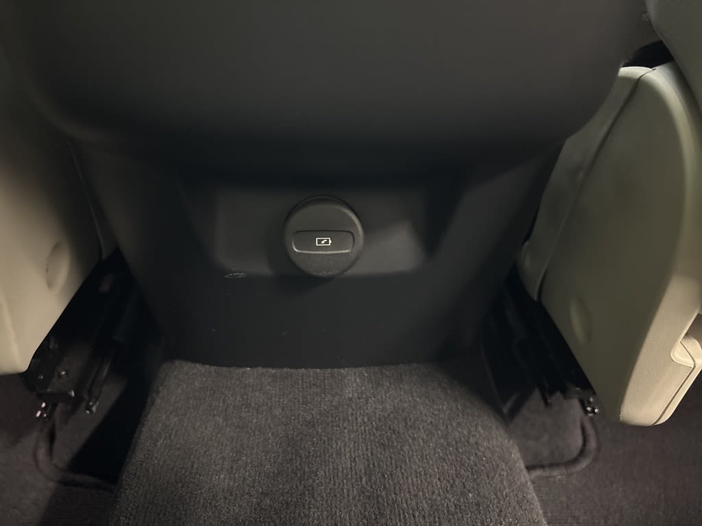 Thumbnail: 2024 Volvo XC60 - 42