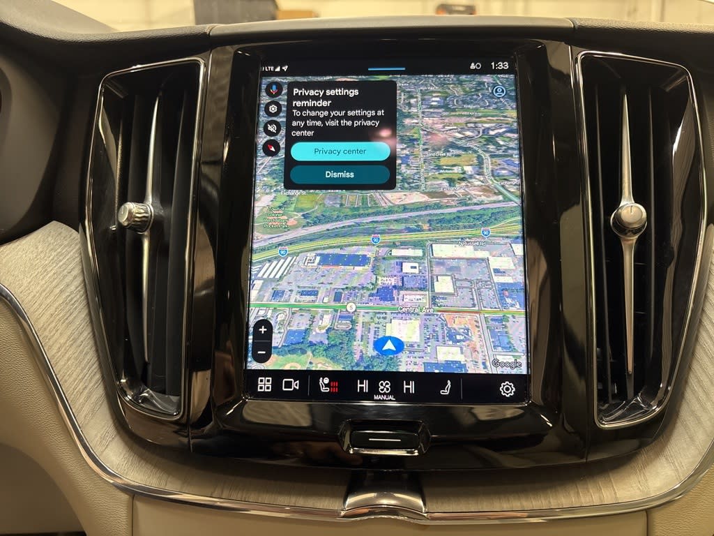 Thumbnail: 2024 Volvo XC60 - 26