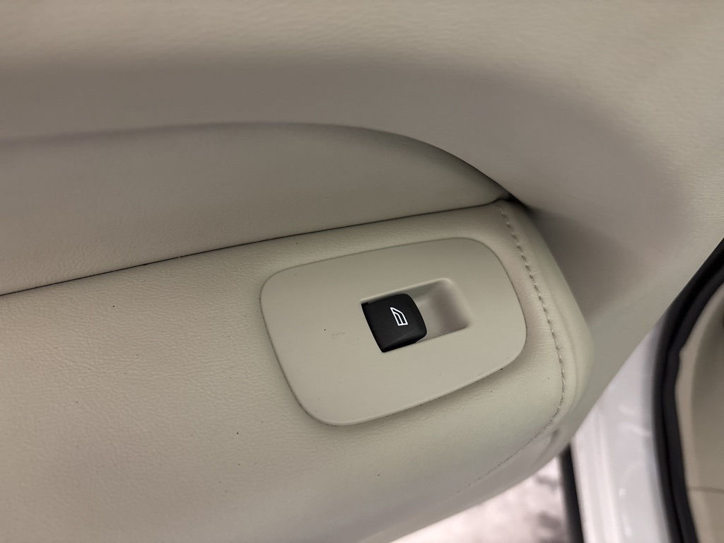 Thumbnail: 2024 Volvo XC60 - 35