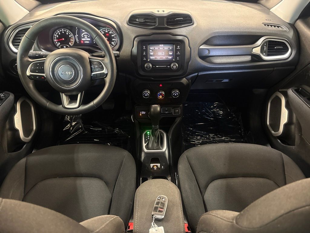 Thumbnail: 2019 Jeep Renegade - 13