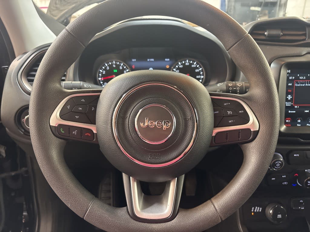 Thumbnail: 2023 Jeep Renegade - 7