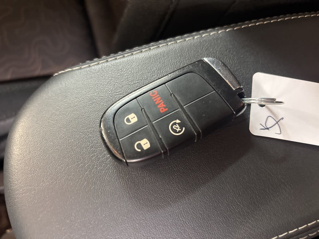 Thumbnail: 2023 Jeep Renegade - 17