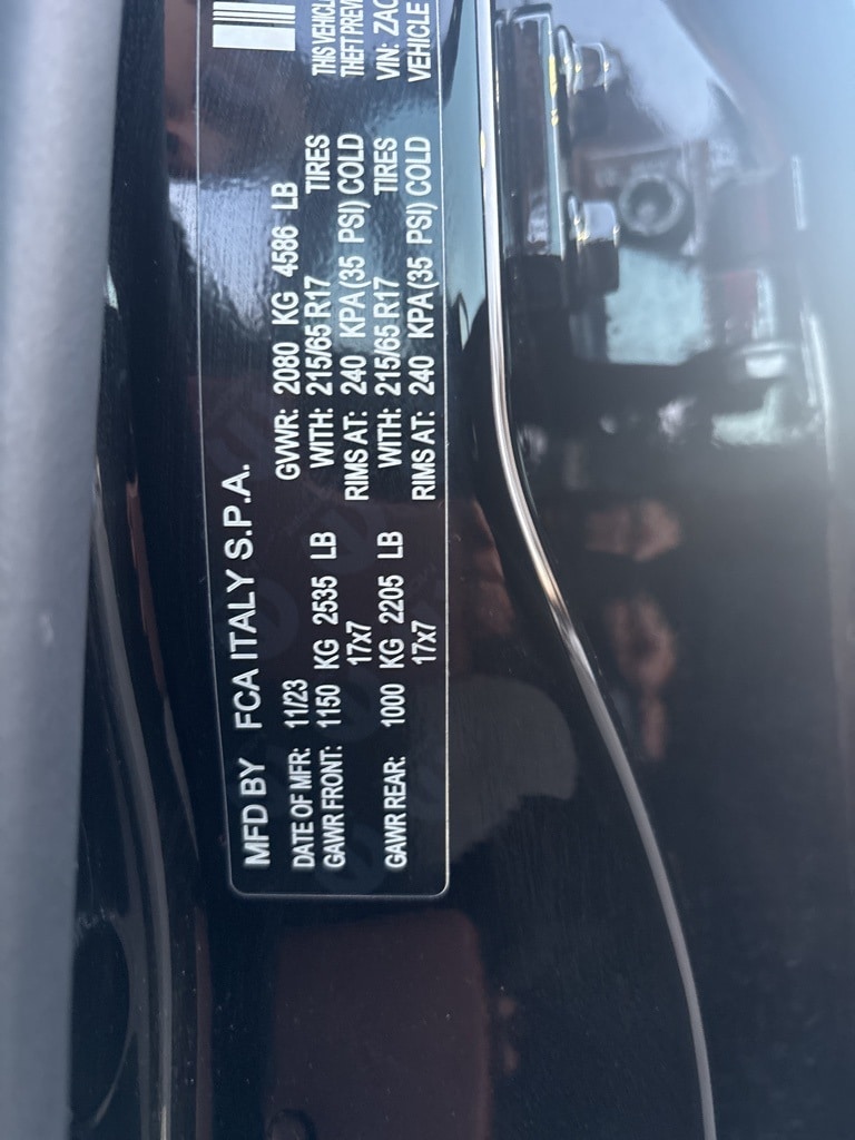 Thumbnail: 2023 Jeep Renegade - 18