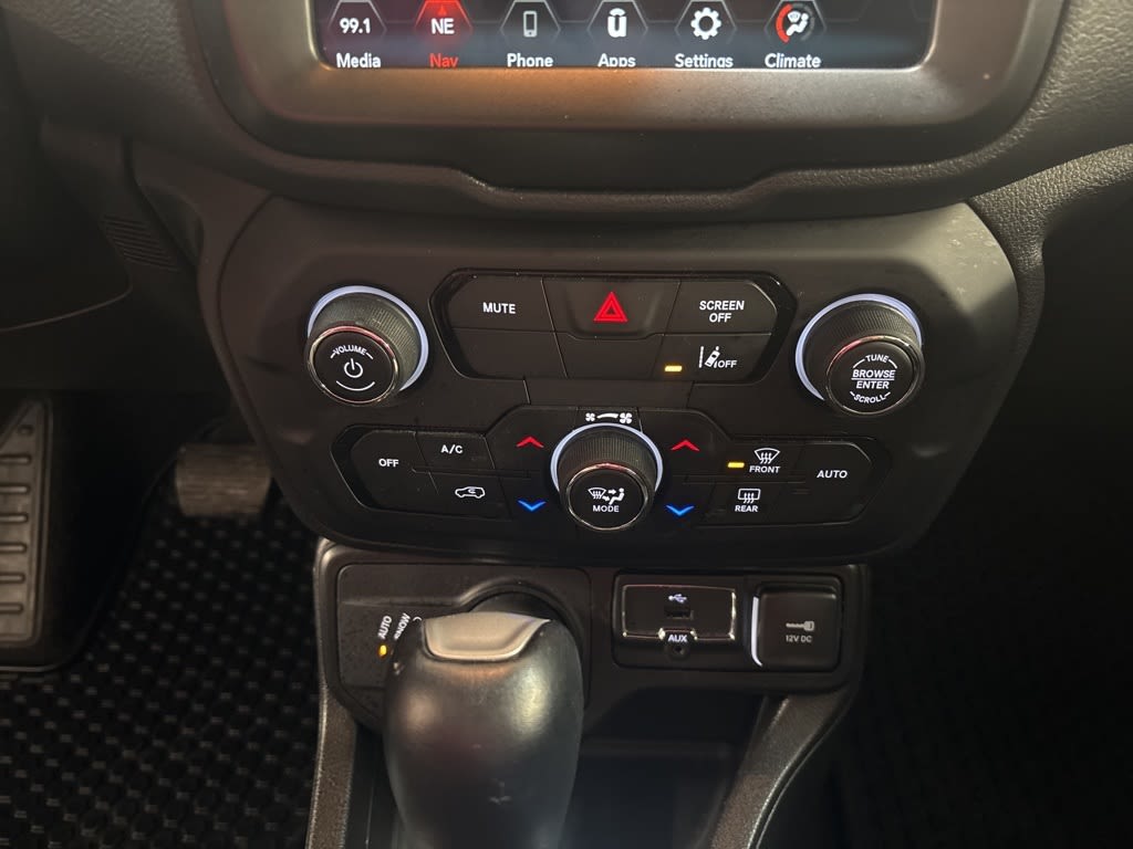 Thumbnail: 2023 Jeep Renegade - 27