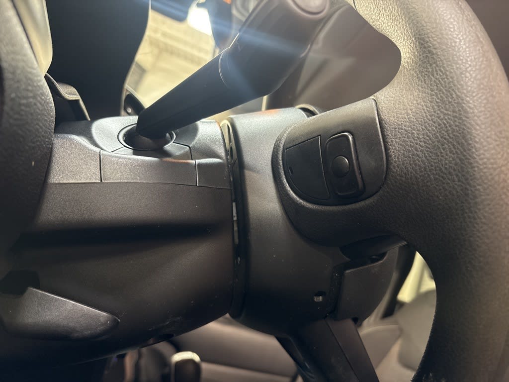 Thumbnail: 2023 Jeep Renegade - 24