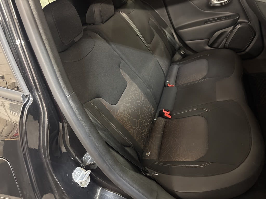 Thumbnail: 2023 Jeep Renegade - 35