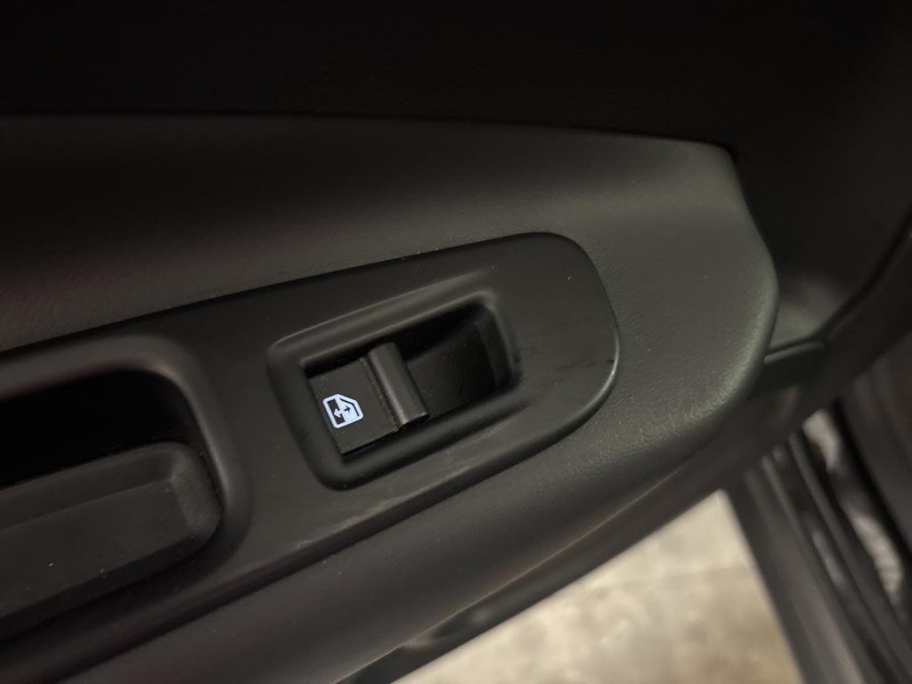 Thumbnail: 2023 Jeep Renegade - 31