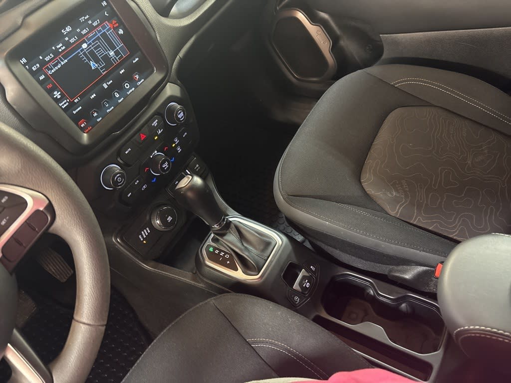 Thumbnail: 2023 Jeep Renegade - 14