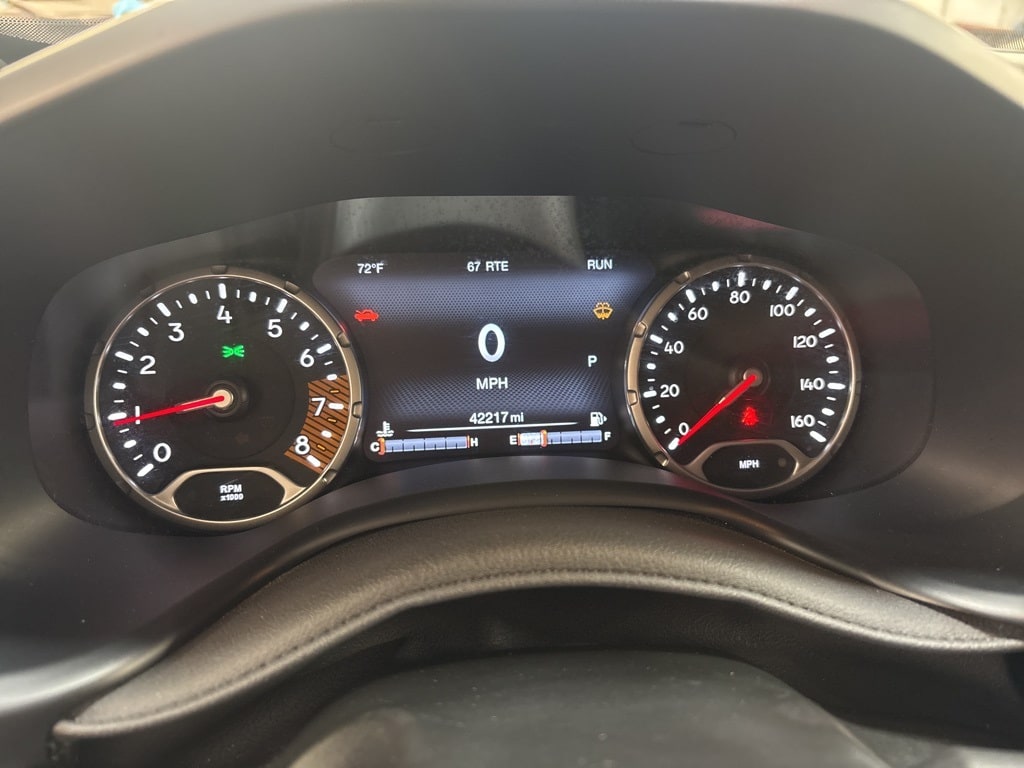 Thumbnail: 2023 Jeep Renegade - 15