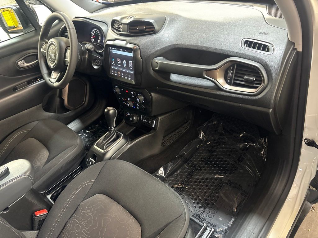 Thumbnail: 2023 Jeep Renegade - 13