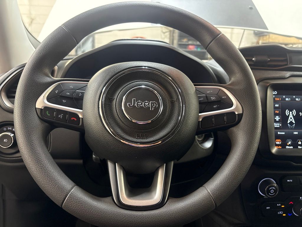 Thumbnail: 2023 Jeep Renegade - 8