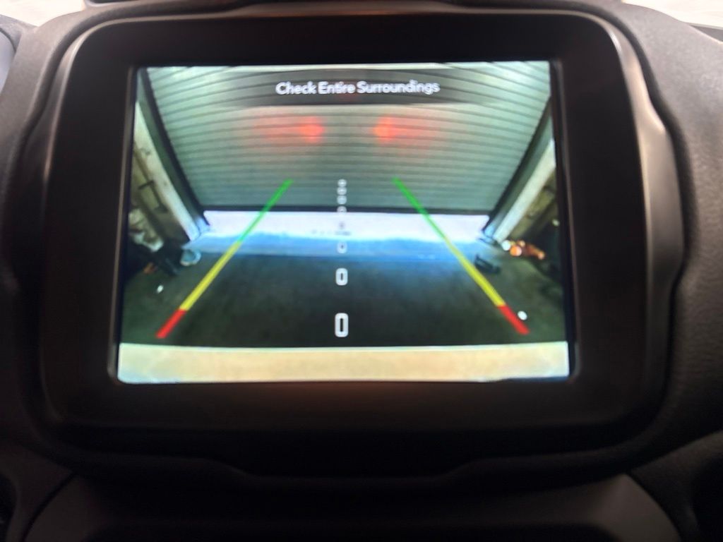 Thumbnail: 2023 Jeep Renegade - 26