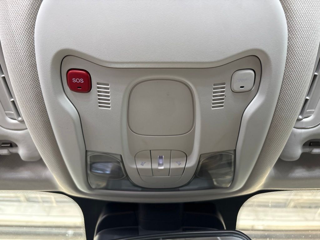 Thumbnail: 2023 Jeep Renegade - 30