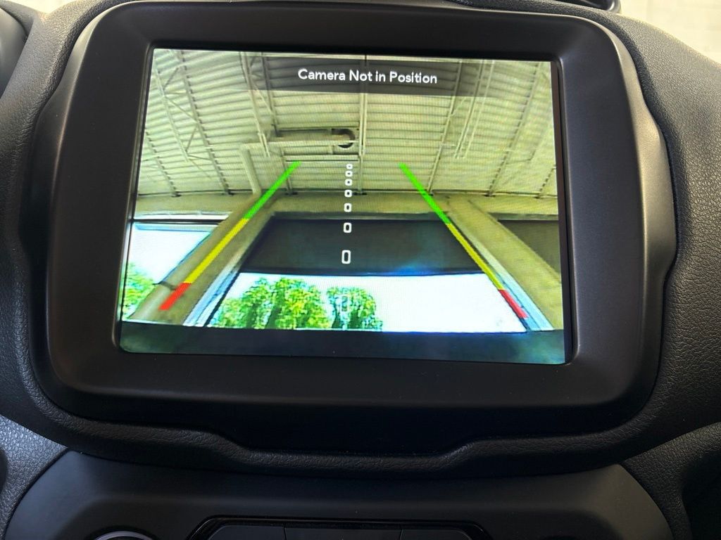 Thumbnail: 2023 Jeep Renegade - 27