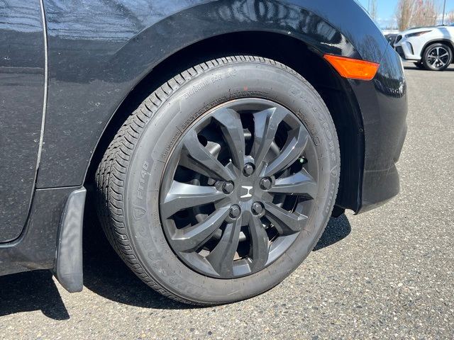 2018 Honda Civic LX 8