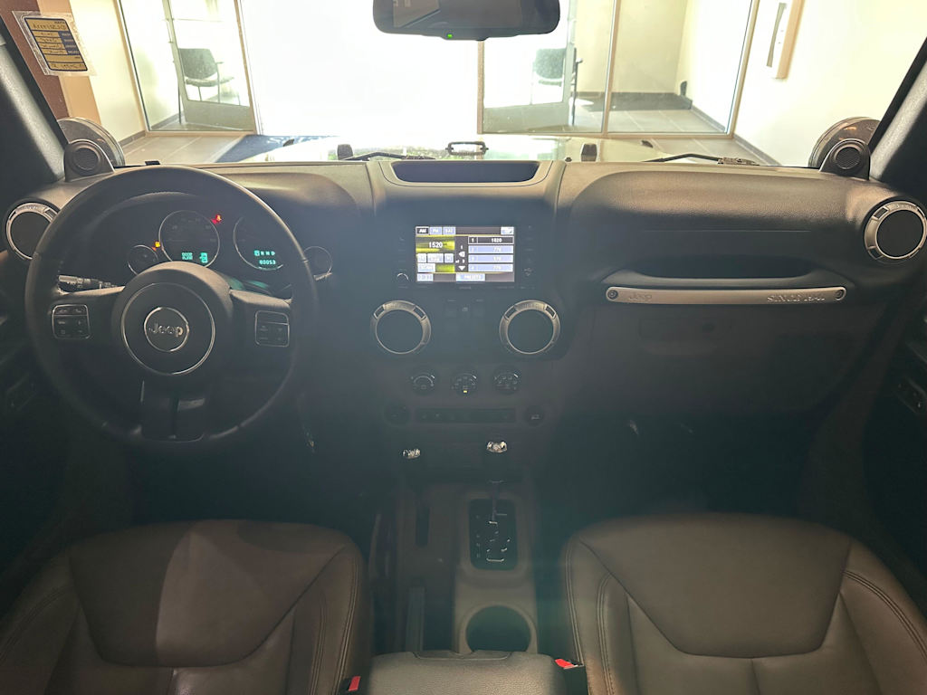 Thumbnail: 2013 Jeep Wrangler - 10