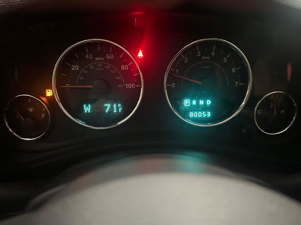 Thumbnail: 2013 Jeep Wrangler - 18