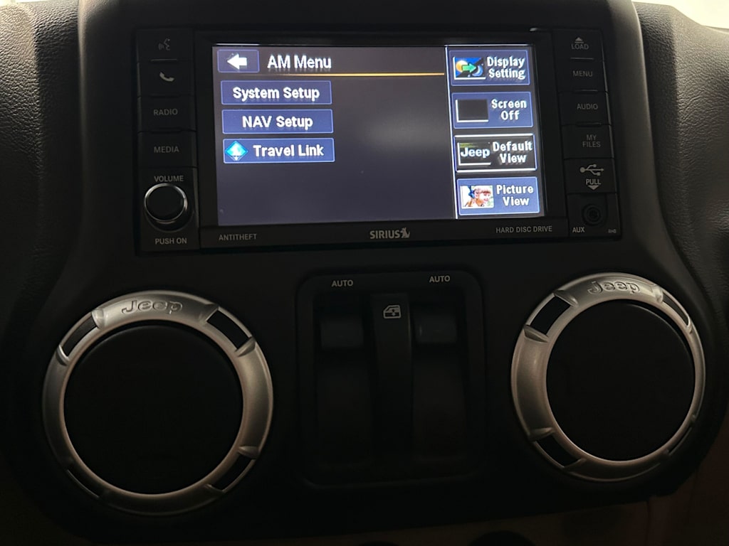 Thumbnail: 2013 Jeep Wrangler - 22