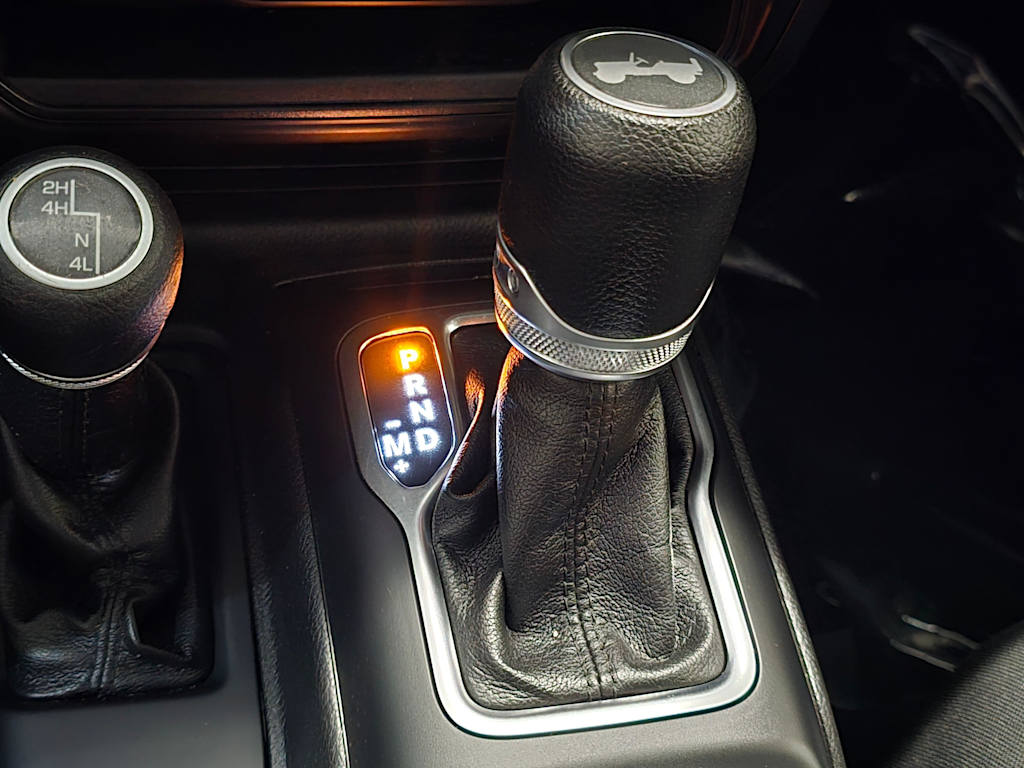 Thumbnail: 2022 Jeep Wrangler - 24