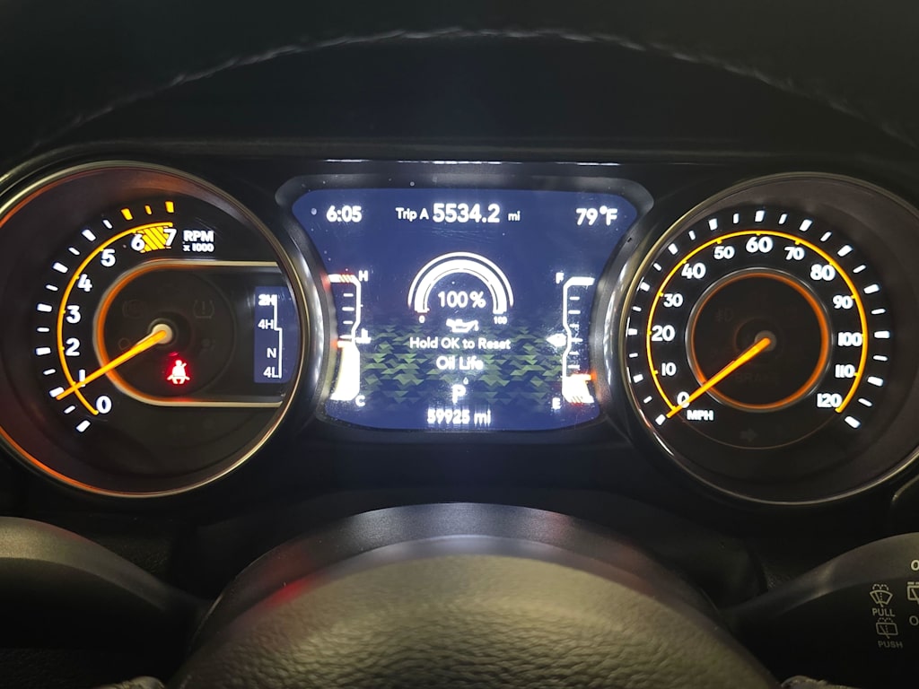 Thumbnail: 2022 Jeep Wrangler - 18