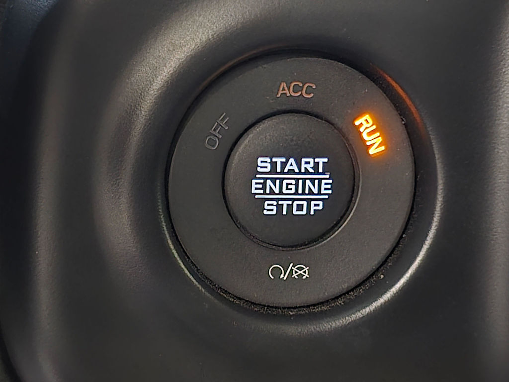 Thumbnail: 2022 Jeep Wrangler - 26