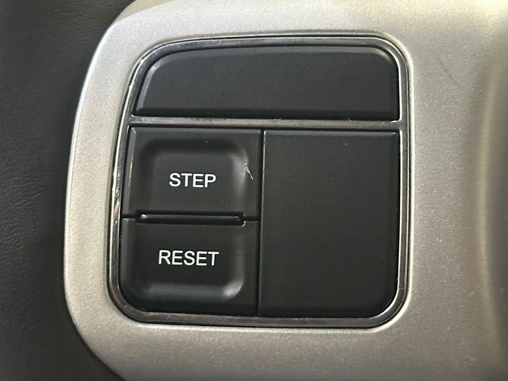 Thumbnail: 2016 Jeep Compass - 25
