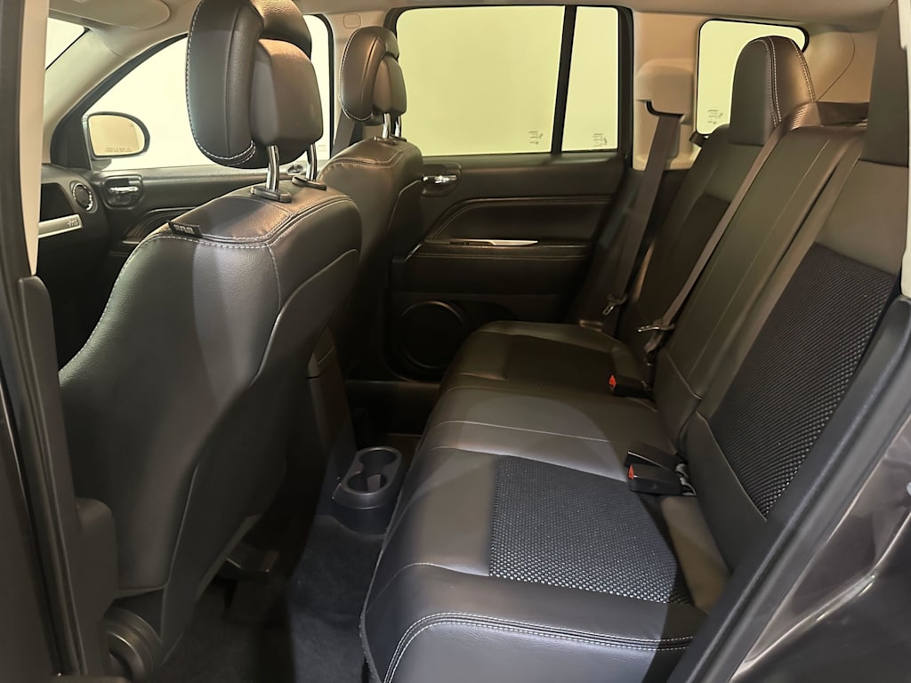 Thumbnail: 2016 Jeep Compass - 13