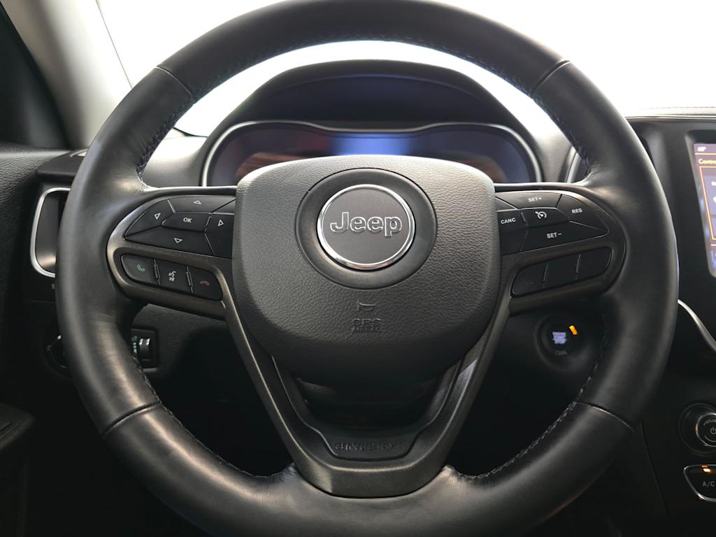 Thumbnail: 2021 Jeep Cherokee - 14