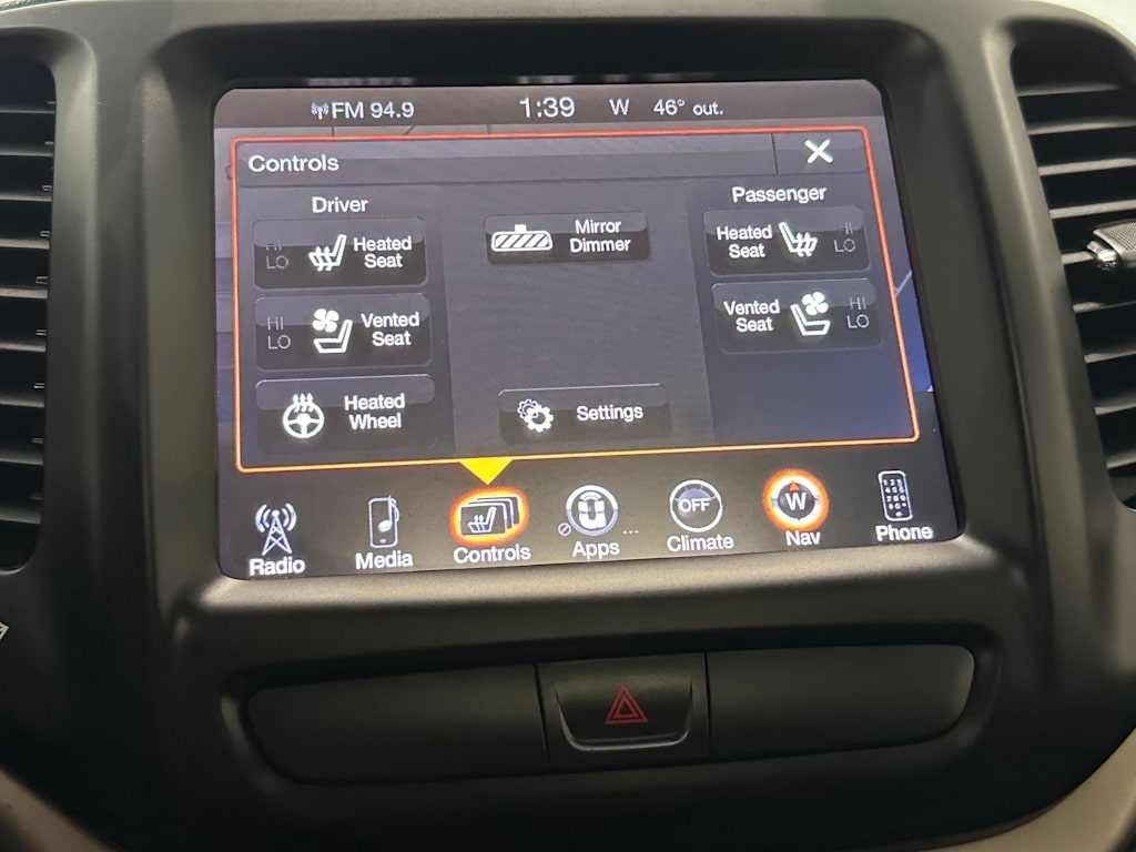 Thumbnail: 2015 Jeep Cherokee - 23