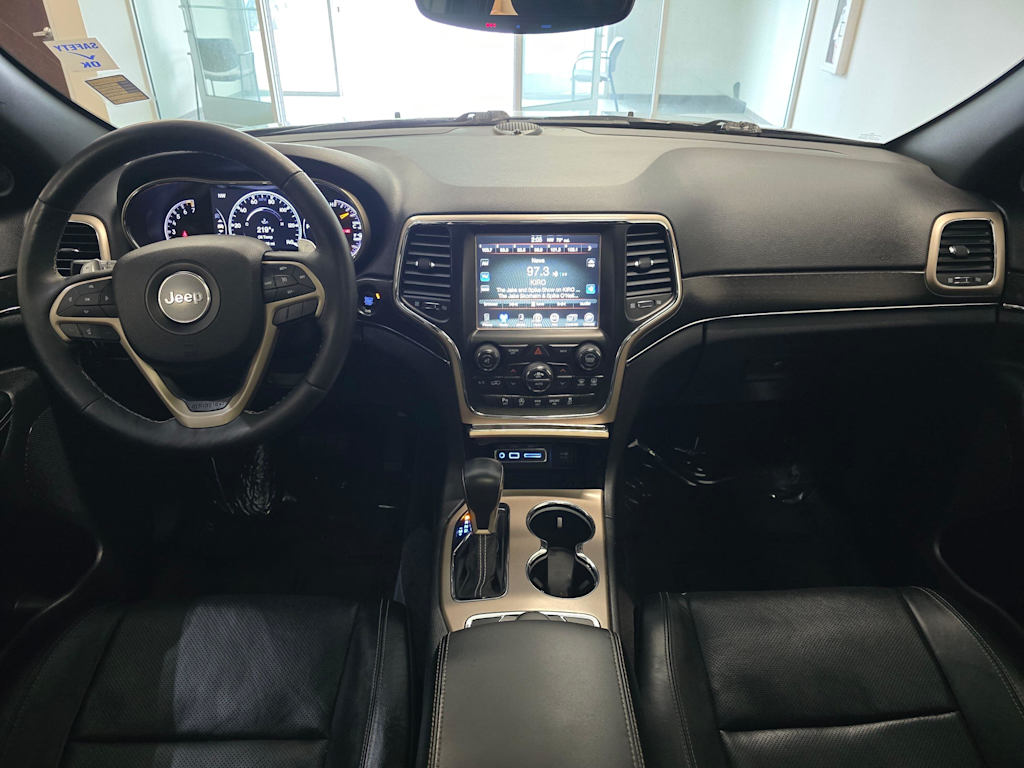 Thumbnail: 2017 Jeep Grand Cherokee - 10