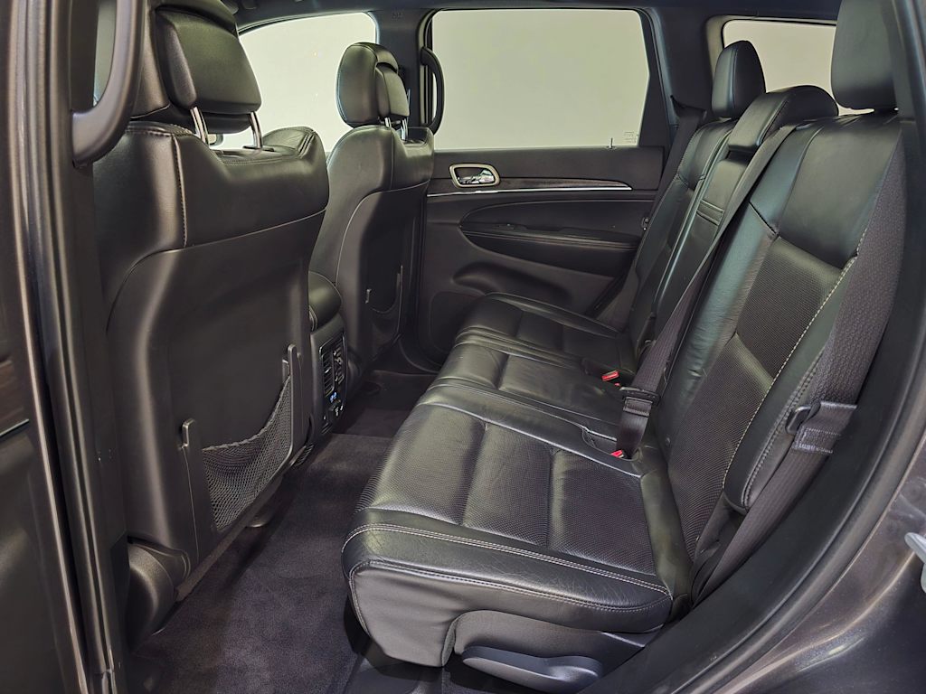 Thumbnail: 2017 Jeep Grand Cherokee - 13
