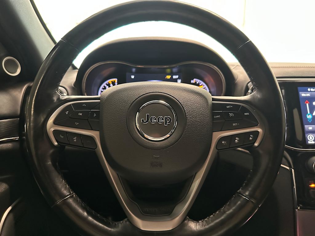 Thumbnail: 2020 Jeep Grand Cherokee - 14