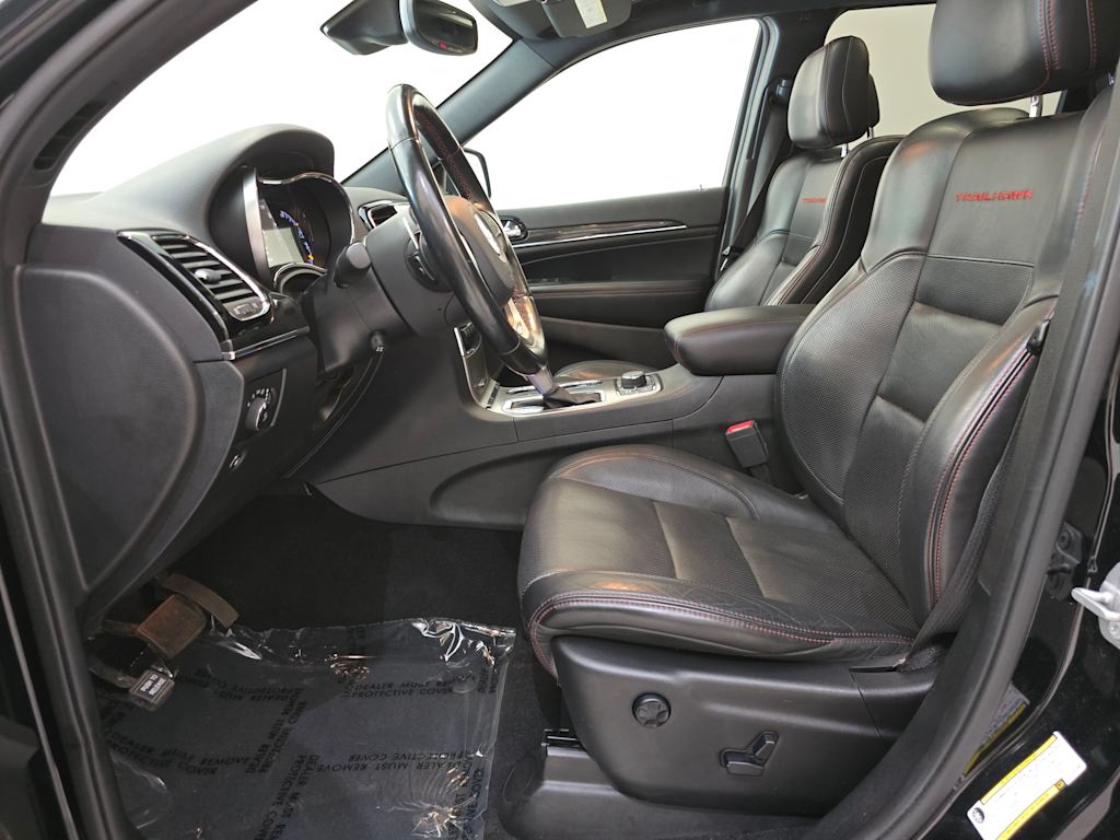 Thumbnail: 2020 Jeep Grand Cherokee - 10