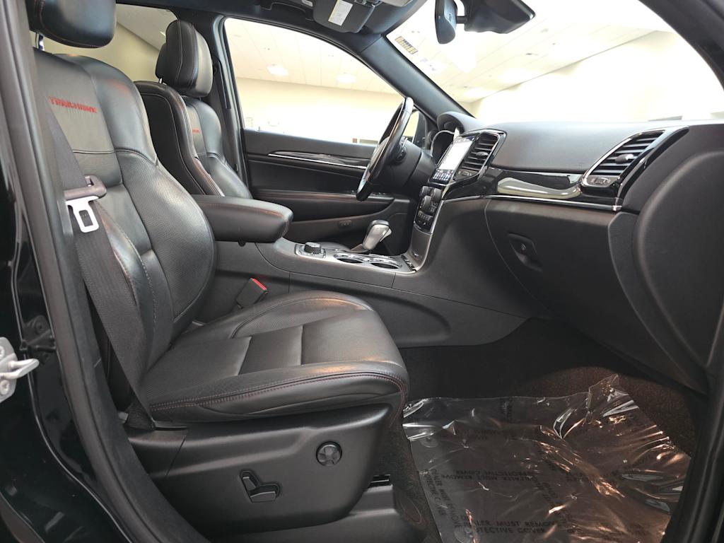 Thumbnail: 2020 Jeep Grand Cherokee - 11