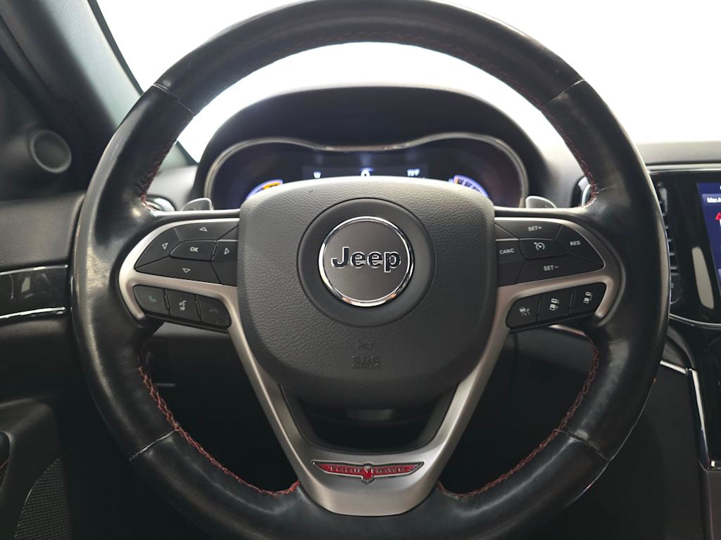 Thumbnail: 2020 Jeep Grand Cherokee - 13