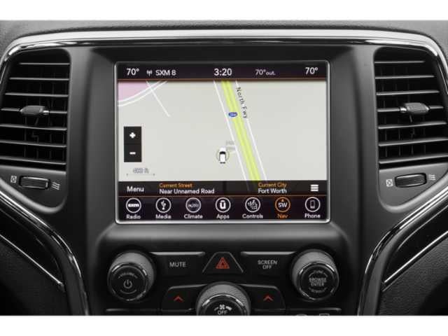 Thumbnail: 2018 Jeep Grand Cherokee - 12